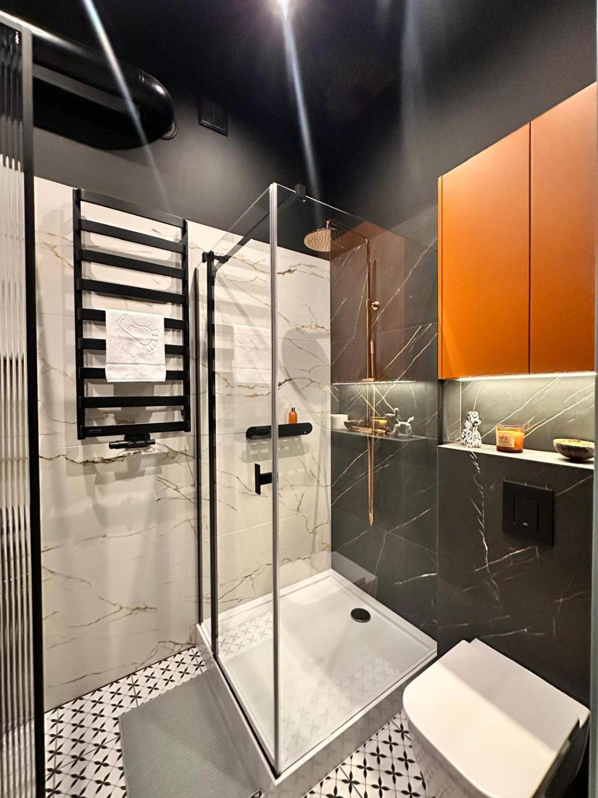 Modern Delux Apartment! - Air Conditioning Apartment